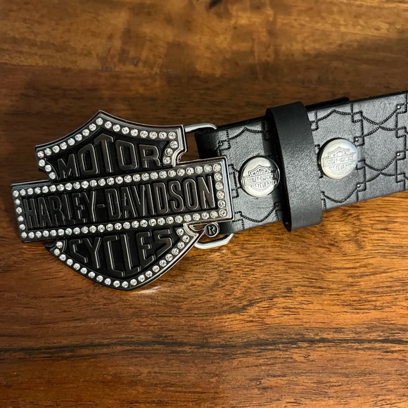 Women’s Harley-Davison Rhinestone Buckle Belt - Picture 2 of 4